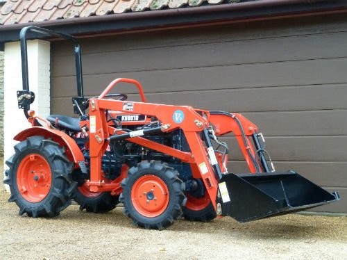 Kubota B-70I00 - 2008 — zdjęcie 3