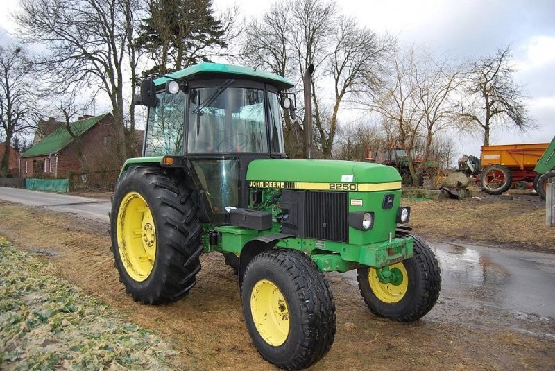 john deere 2250 1640 rok 1991 stan bardzo dobry — zdjęcie 3