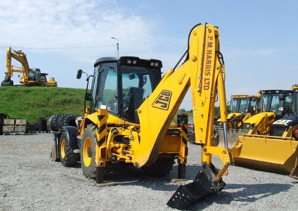 Koparko ładowarka JCB 3CX Contractor z roku 2007. — zdjęcie 2