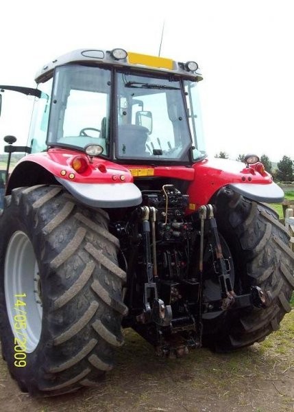 Massey Ferguson 6485 Traktor — zdjęcie 2