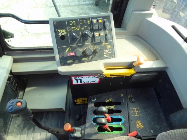 JCB FASTRAC 3155 — zdjęcie 6