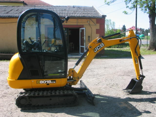 Mini koparki JCB 8018 CTS - 2012 - wersja demo — zdjęcie 4