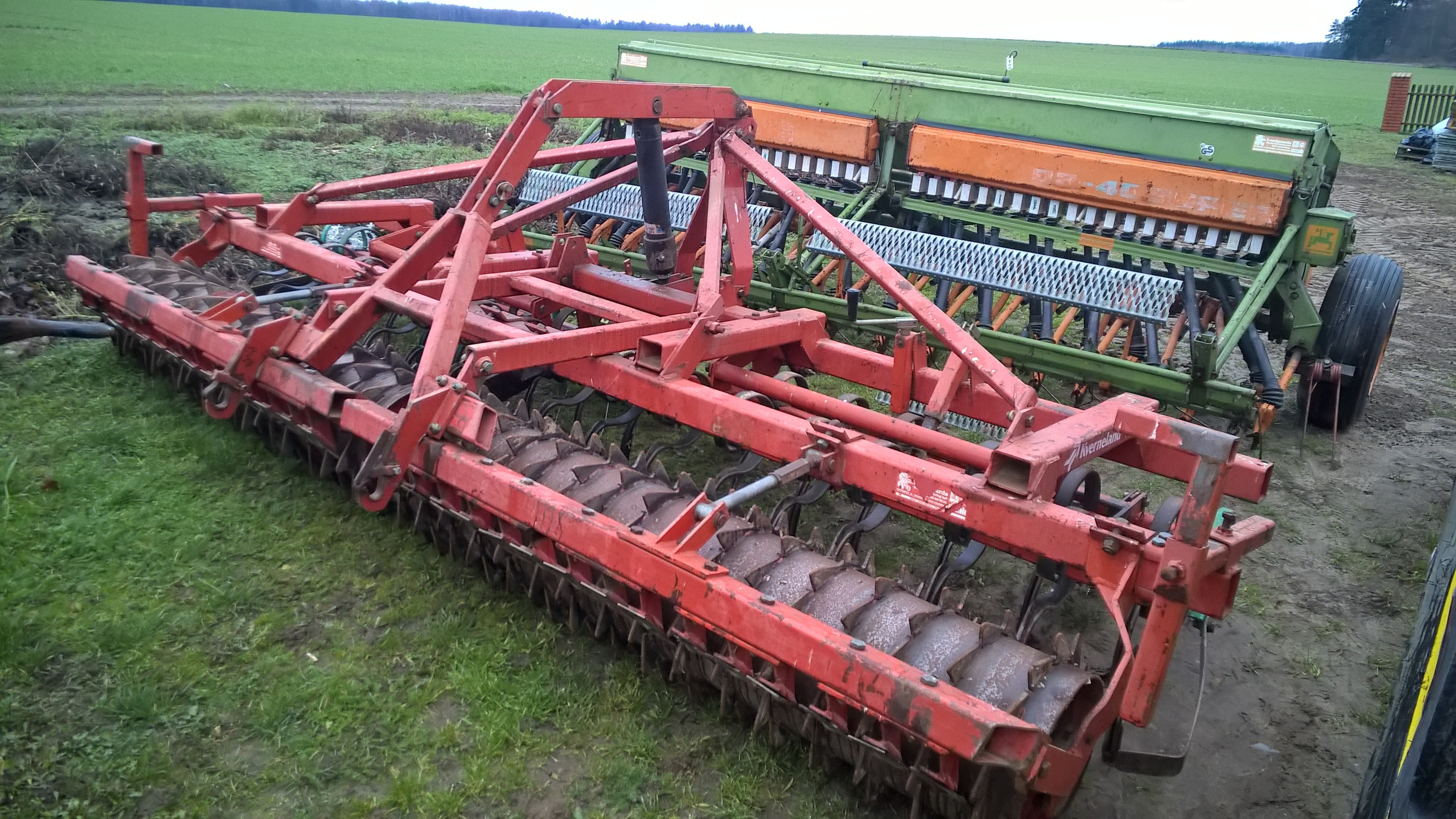 Agregat uprawowo siewny KVERNELAND + AMAZONE D8 40 SUPER 4 metry — zdjęcie 4
