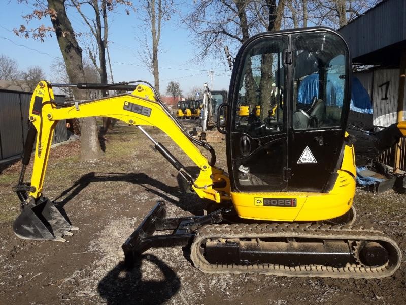 JCB 8025 zts z 2012 roku - sprzedam mini koparkę — zdjęcie 1