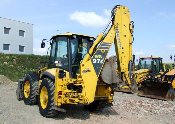 koparko ładowarka Komatsu WB 97s - rok 2006 — zdjęcie 3