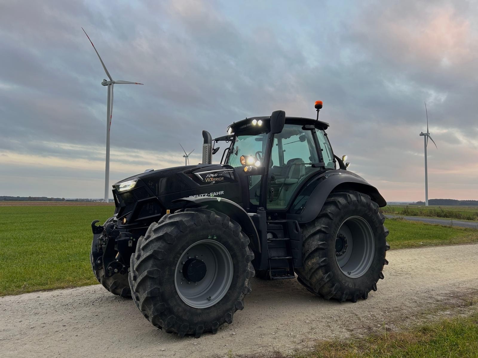  Deutz-Fahr 7250 TTV BLACK WARRIOR  — zdjęcie 1