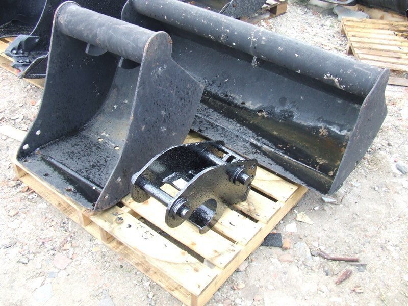 szybkozłącze + łyżki- używane do JCB 3CX, JCB 4CX — zdjęcie 1