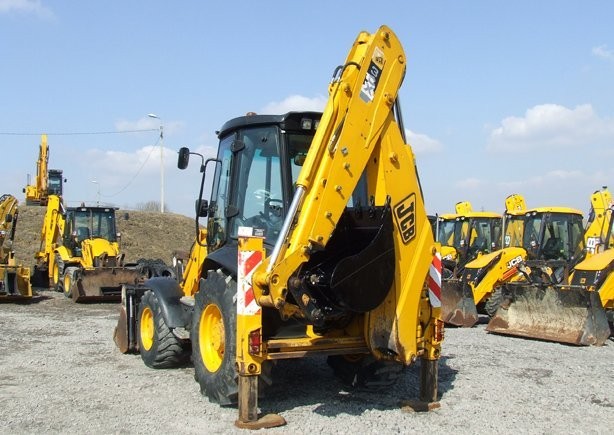 JCB 3CX Contractor z roku 2007.,.. — zdjęcie 2