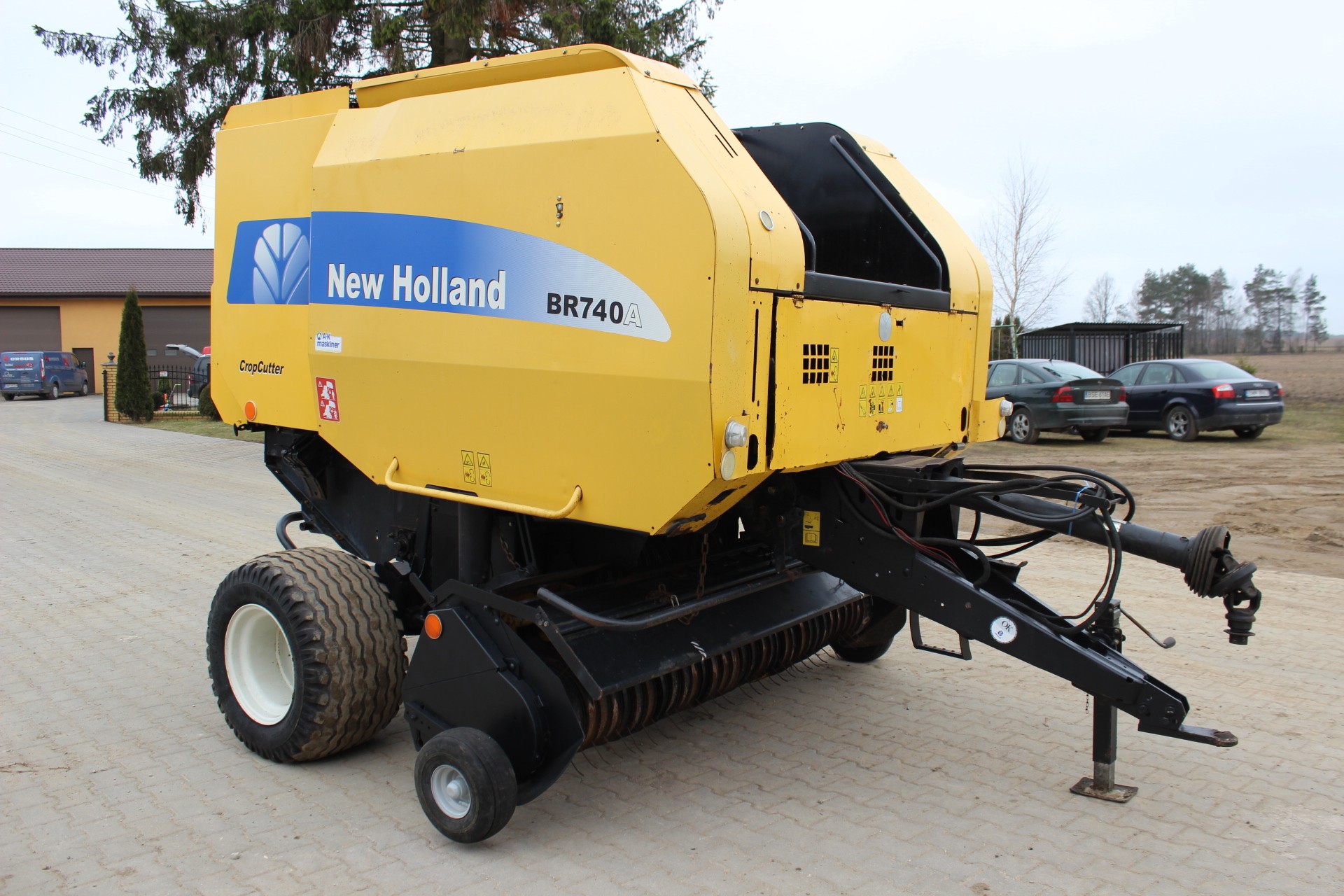 New Holland BR740A prasa — zdjęcie 9