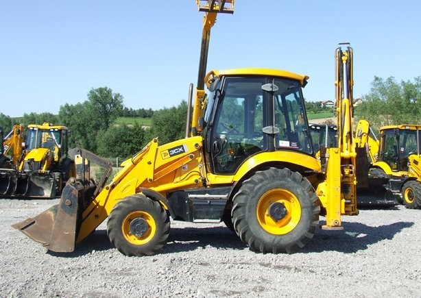 Koparko ładowarka JCB 3CX Sitemaster z roku 2008- — zdjęcie 1