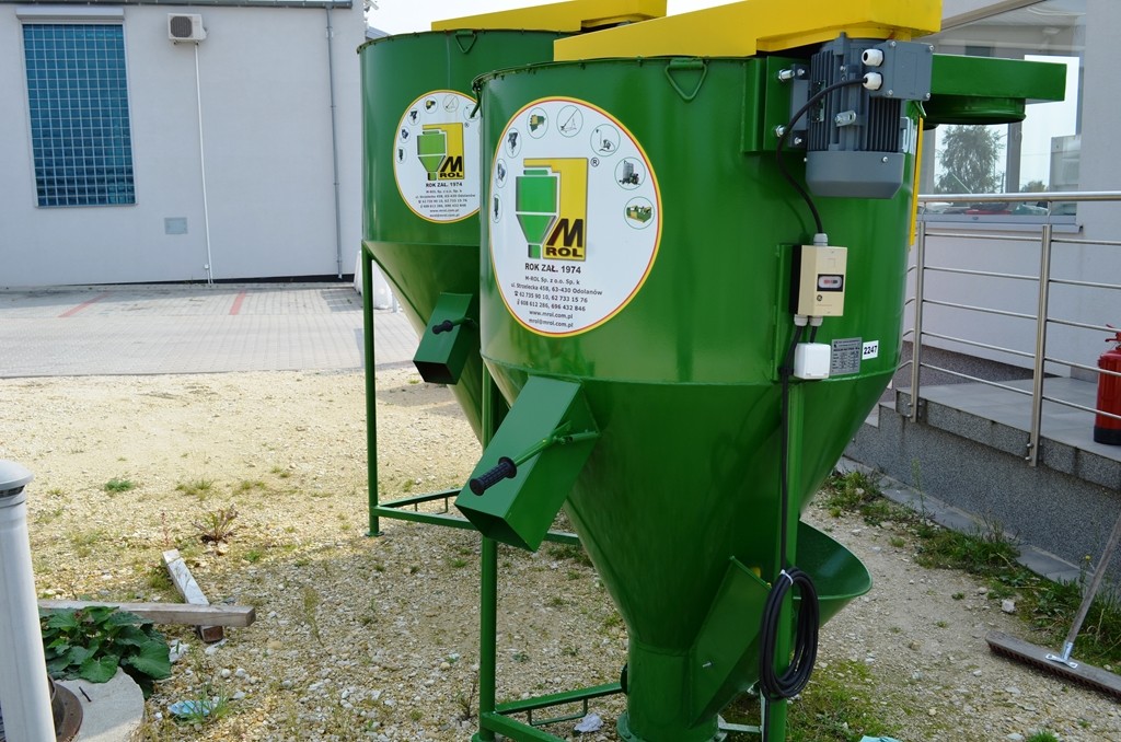 Mieszalnik pasz M-ROL 500kg PROMOCJA! DO WYCZEPRANIA ZAPASÓW! — zdjęcie 3