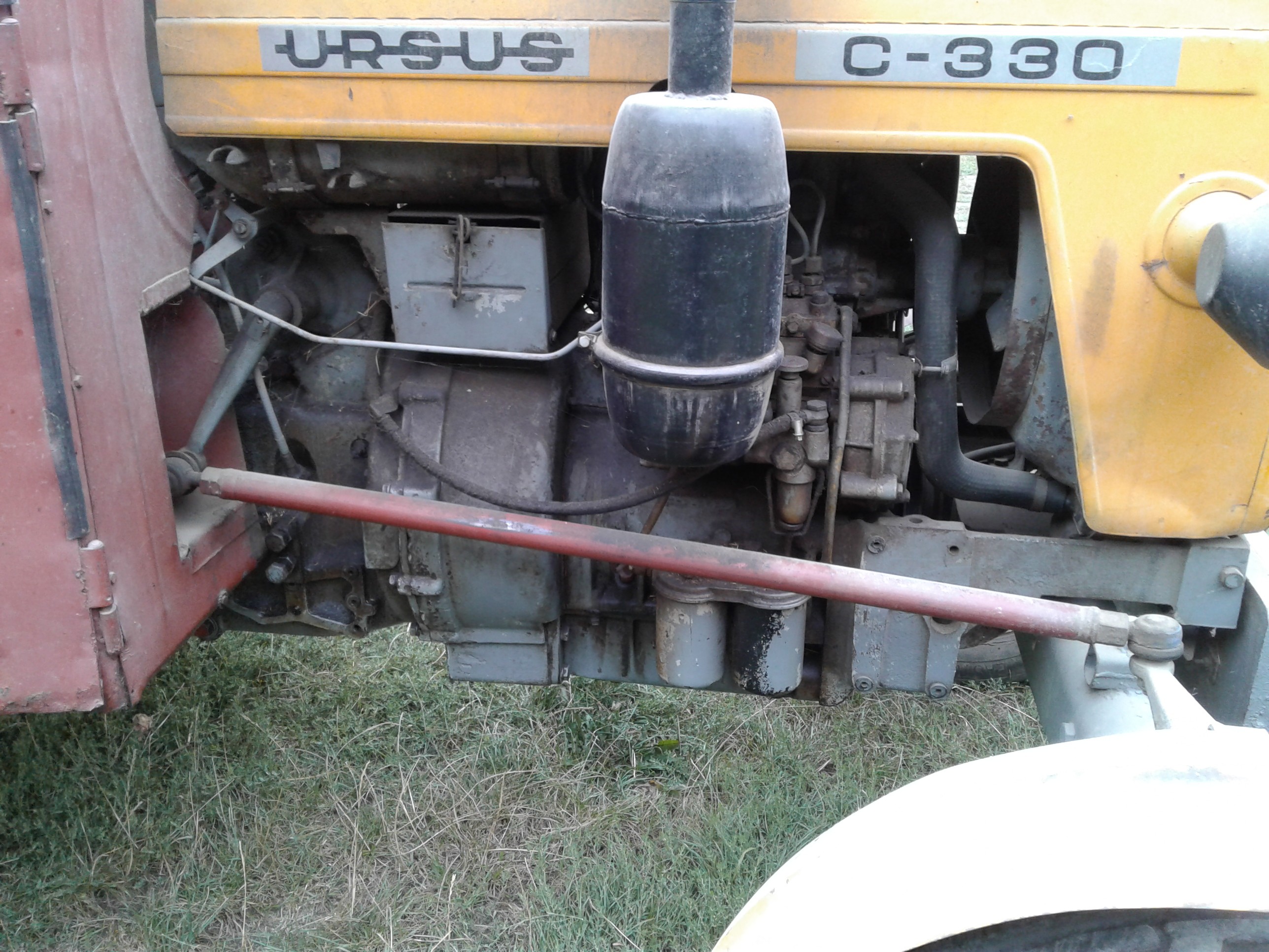 Ciągnik c 330  — zdjęcie 3