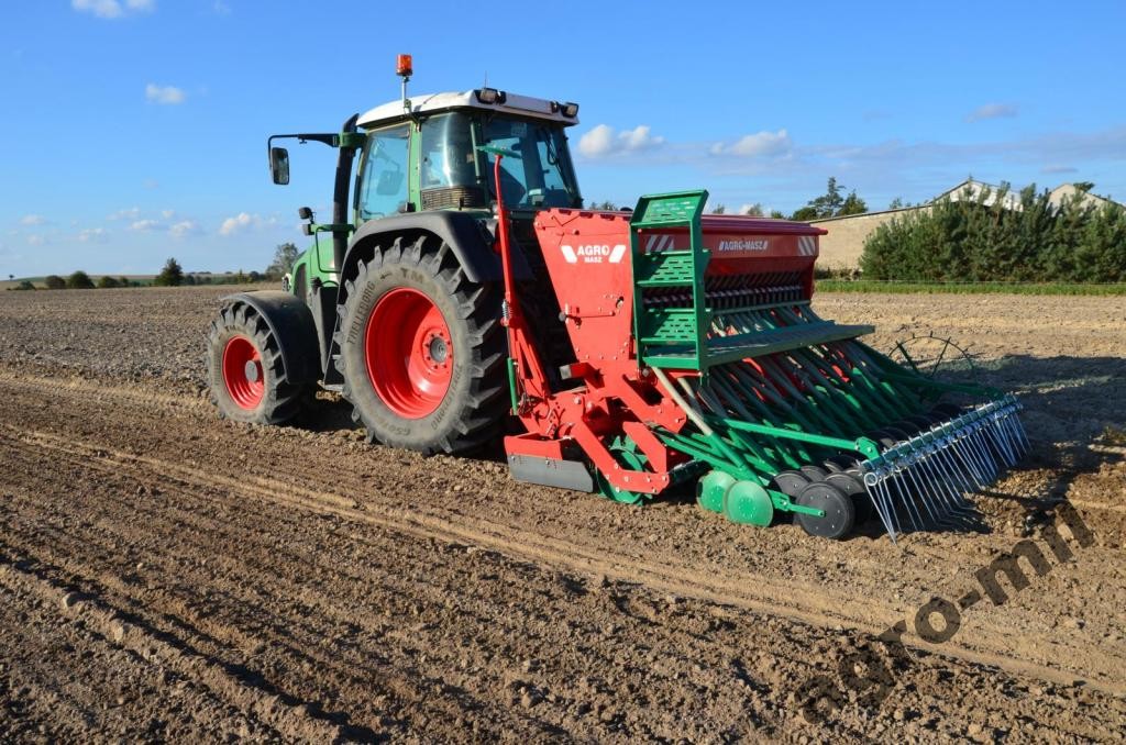 Zestaw siewny agregat uprawowo siewny siewnik zbożowy AGRO-MASZ — zdjęcie 3
