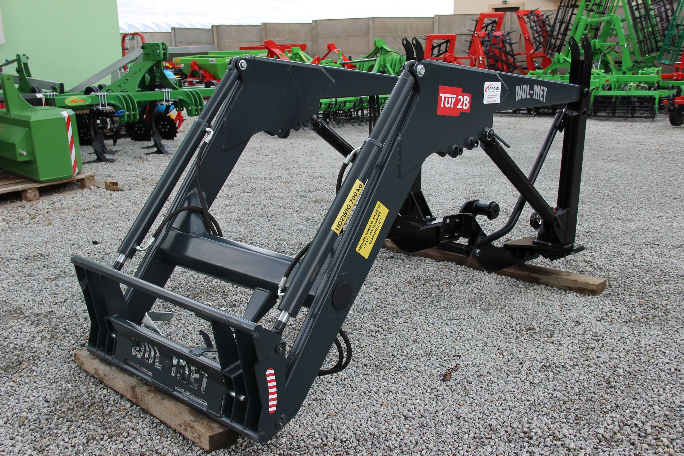 Tur tury ładowacz  euroramka C 360 C 330 MF 235 255 t-25 ZETOR URSUS — zdjęcie 3