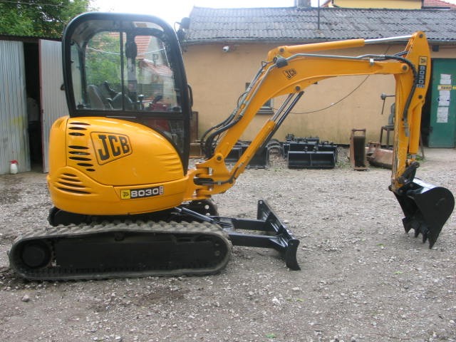 Koparki JCB 8030 zts - 2007, 2008 rok - sprzedam — zdjęcie 5
