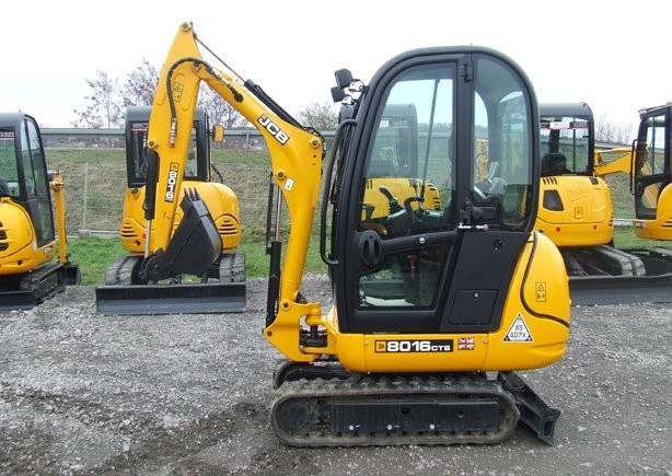 Minikoparka gąsienicowa JCB 8016 CTS- demo.. — zdjęcie 1