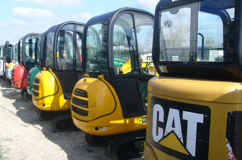 JCB 8014 2005 1500mh 19KM LEASING GWARANCJA — zdjęcie 2