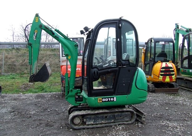 Minikoparka gąsienicowa JCB 8016 z roku 2007' — zdjęcie 3