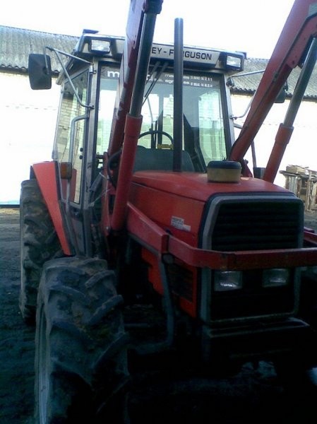 Massey Ferguson 3065 z turem — zdjęcie 3