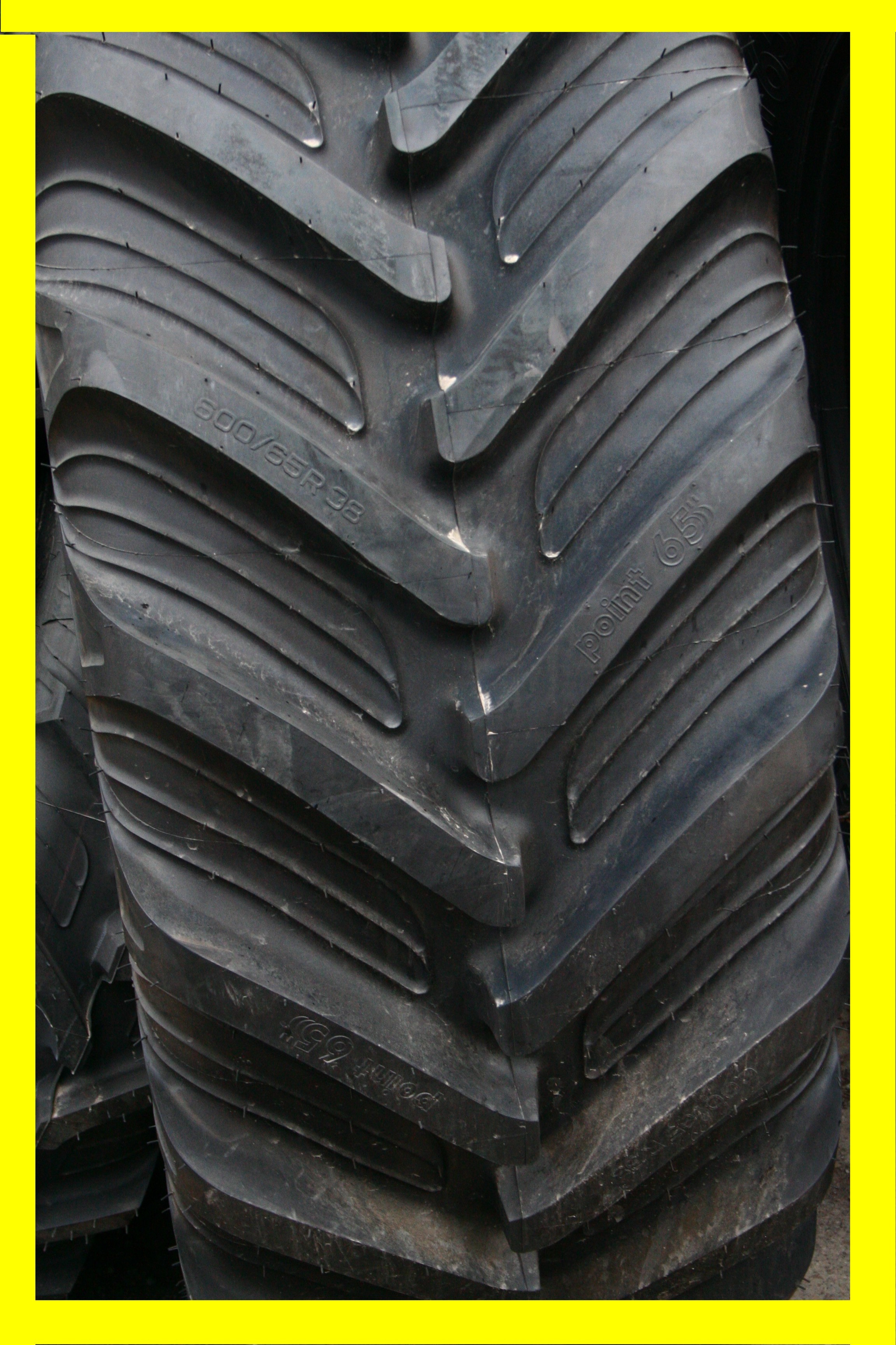 Opona 650/65R42 158A8 Point 65 Taurus , Grup Michelin , nowa 