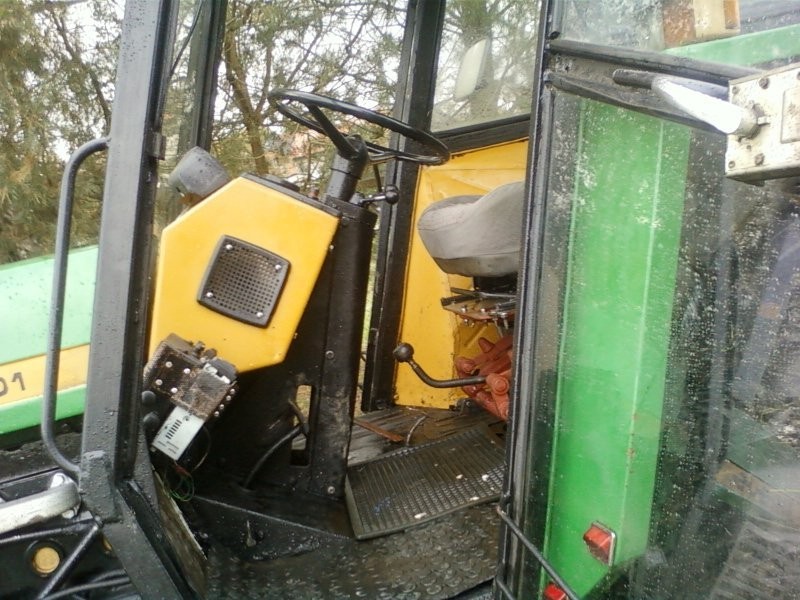 Traktor c-385 — zdjęcie 3