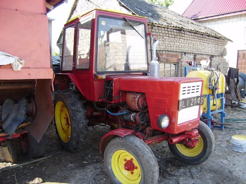 Ciągnik Wladimirec T25A — zdjęcie 3