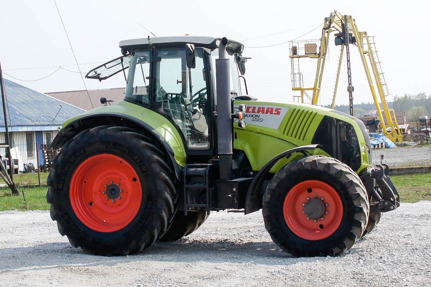 CIĄGNIK KOŁOWY CLAAS AXION 820, 2009r, 205 000 zł netto — zdjęcie 4