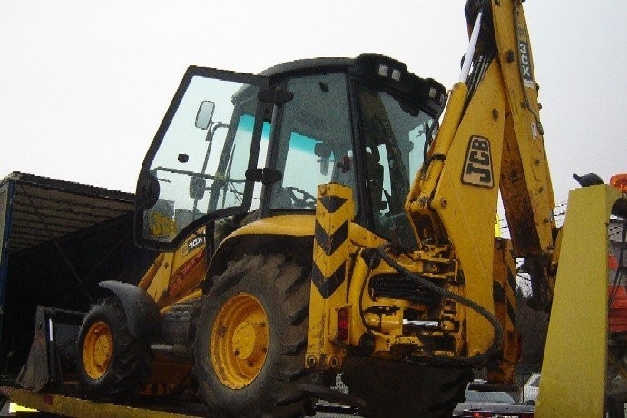 SUPER CENA------Koparkoładowarka JCB 3CX Contarcor — zdjęcie 2