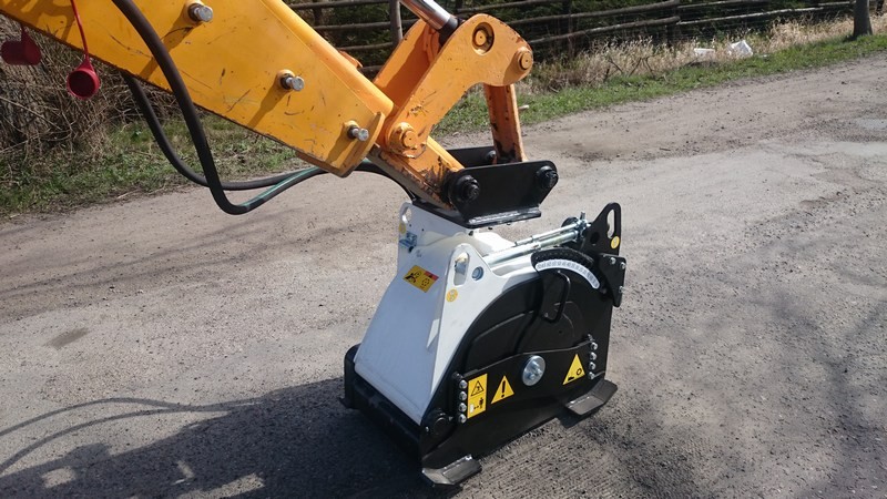 Frezarka do asfaltu do koparko-ładowarki CAT JCB KOMATSU VOLVO CASE — zdjęcie 5