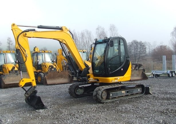 JCB 8085 ZTS - Sprzedaż maszyn JCB