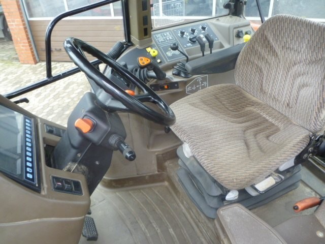 1996 New Holland M135 — zdjęcie 1