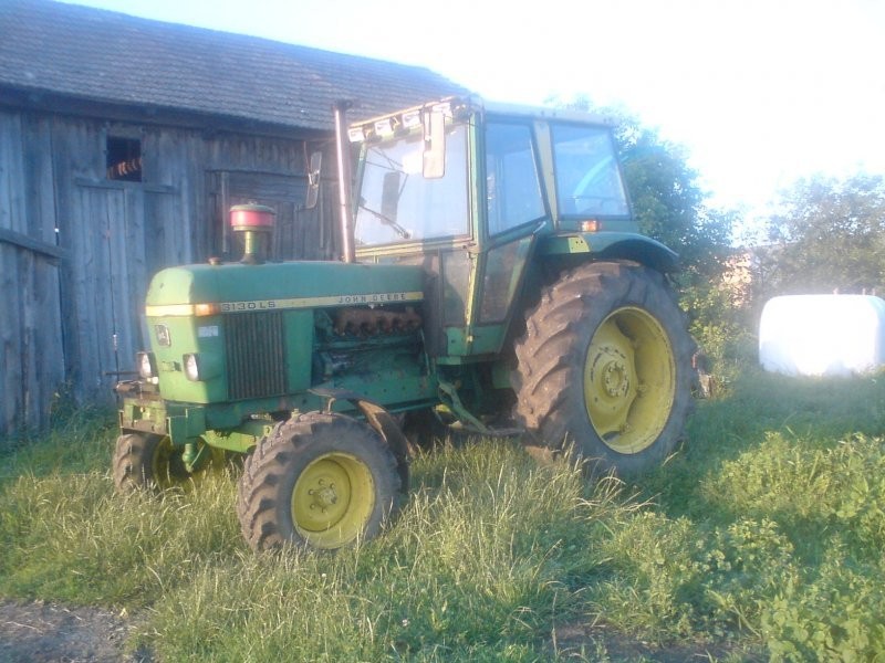Ciągnik Johan Deere — zdjęcie 1