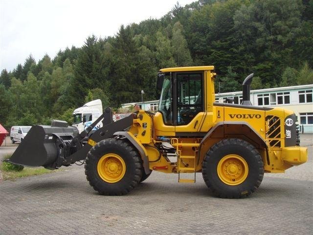 Ładowarka kołowa Volvo L 60 F — zdjęcie 4