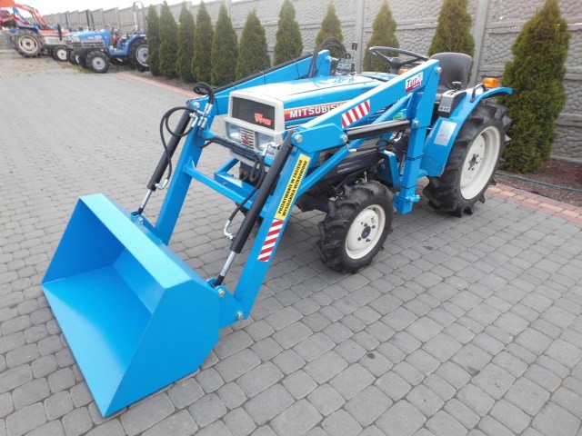 Mitsubishi MT 1800  18KM 4x4 mini traktor Kubota Yanmar Hinomoto Iseki — zdjęcie 4