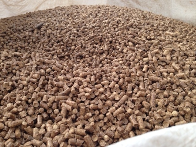 Sprzedam pellet drzewny, brykiet rUF i Pini&Key — zdjęcie 1
