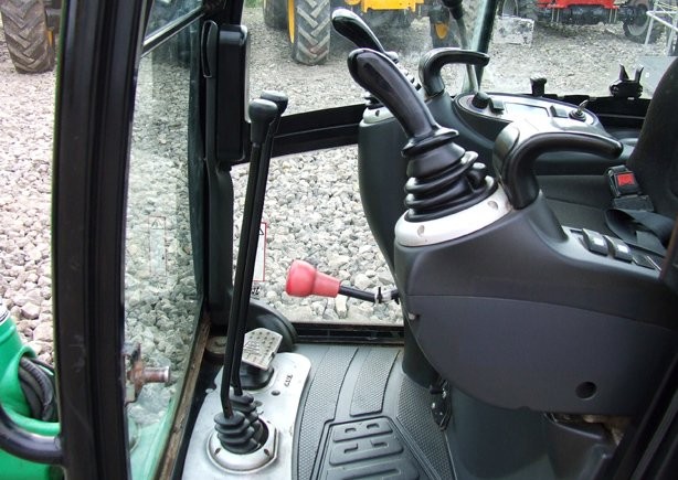 JCB 8016 — zdjęcie 4