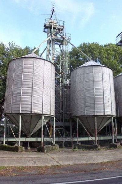 Sprzedam silosy zbożowe 150 ton — zdjęcie 1