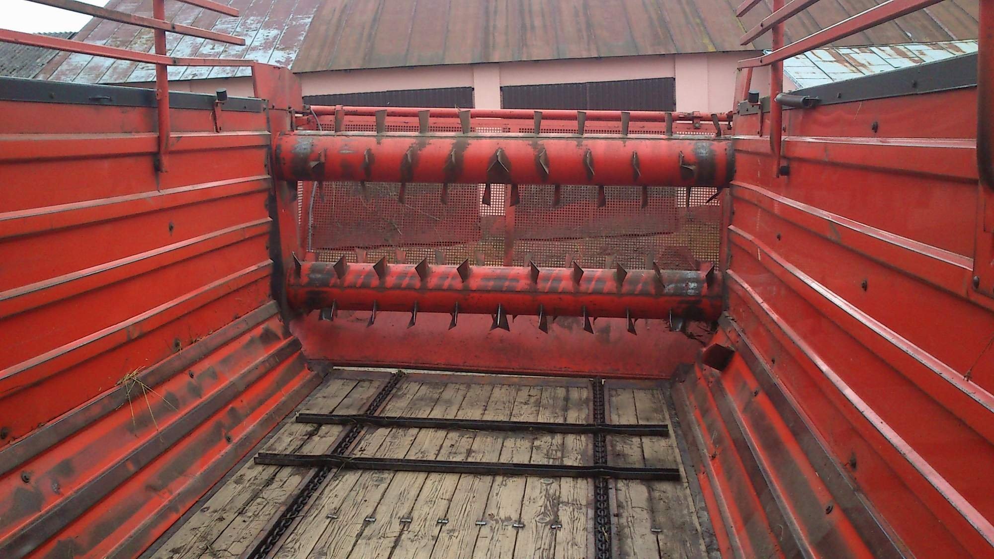 Przyczepa samozbierająca Deutz Fahr F 570 — zdjęcie 5