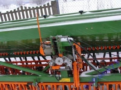 AMAZONE D8 4m MAXI !! 47redlic, hydraulika — zdjęcie 3