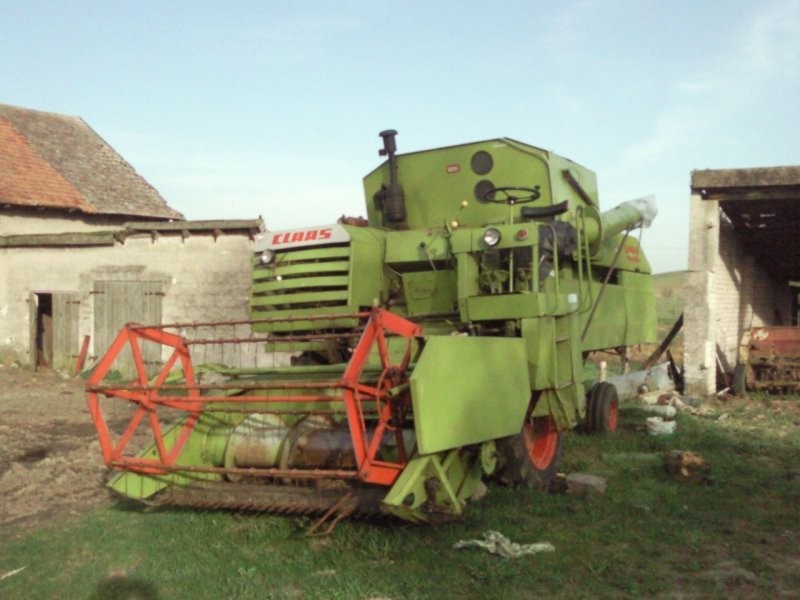 kombajn claas cosmos z prasą — zdjęcie 3