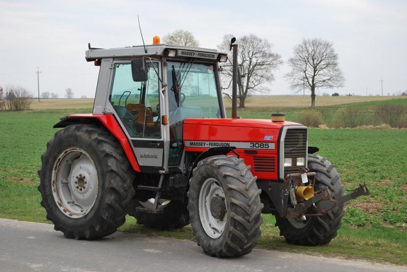 Massey Ferguson 3085 przedni tuz wom — zdjęcie 2