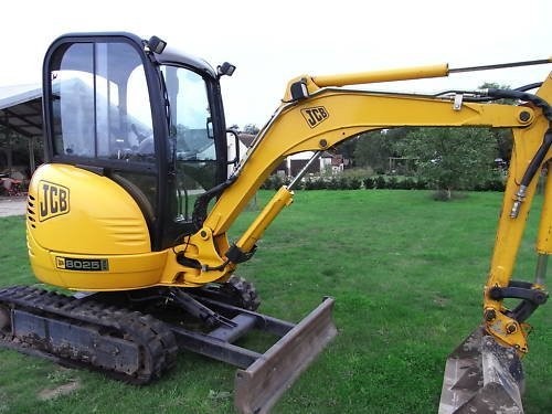 JCB 8025 ZTS Mini koparka — zdjęcie 3