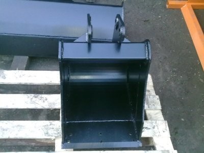 ŁYŻKA DO GŁĘBOKIEGO KOPANIA NOWA 30 CM — zdjęcie 1