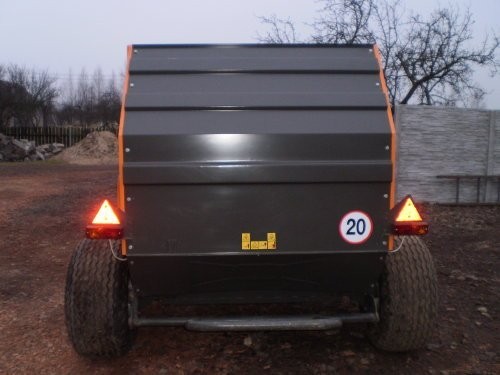 Sprzedam prasa Warfama Z-543, 2010 rok,siatka,VAT — zdjęcie 3