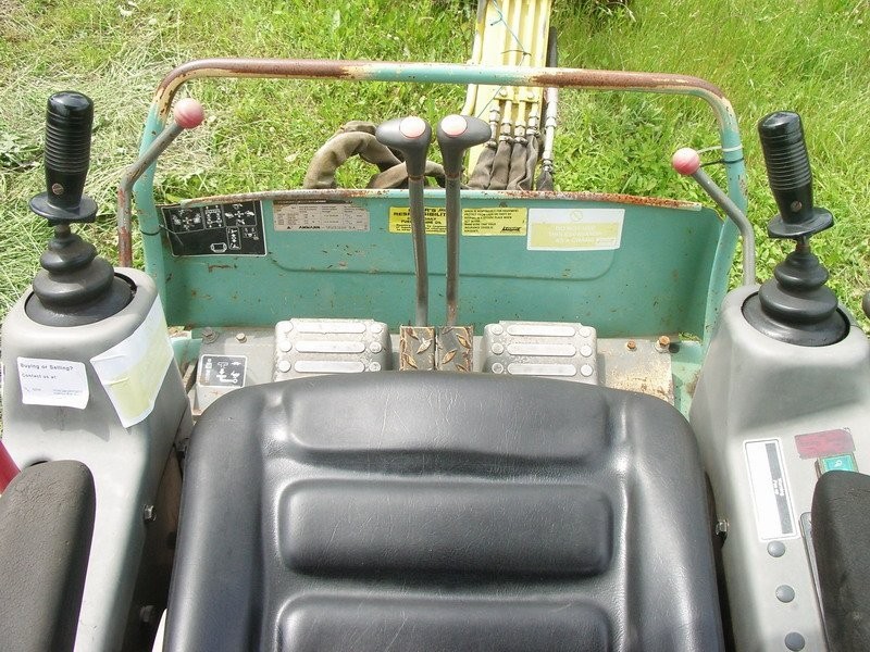 MINIKOPARKA gąsienicowa YANMAR B17. Okazyjna cena — zdjęcie 3