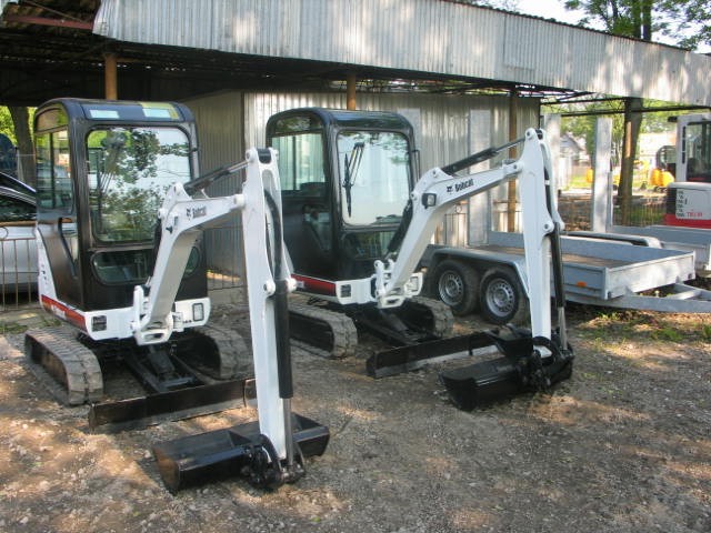 Sprzedam koparki Bobcat E16 z 2010 i 2013 roku — zdjęcie 1