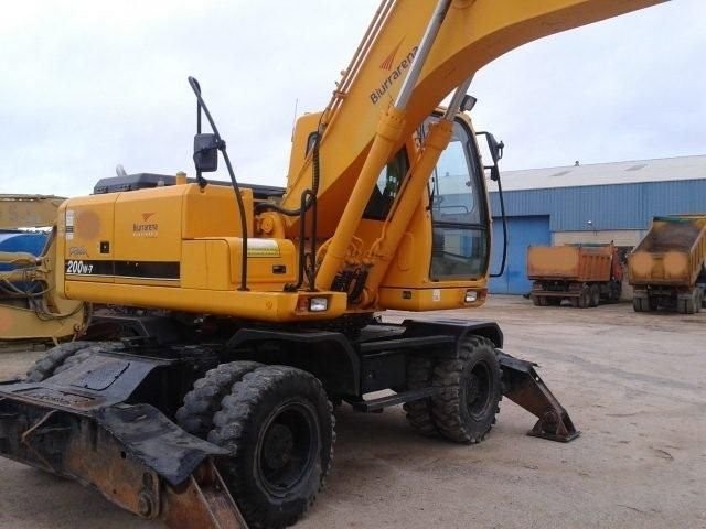 2005 Hitachi R200W-7 — zdjęcie 3
