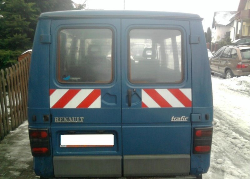 Renault Trafic - 1999 r. — zdjęcie 3