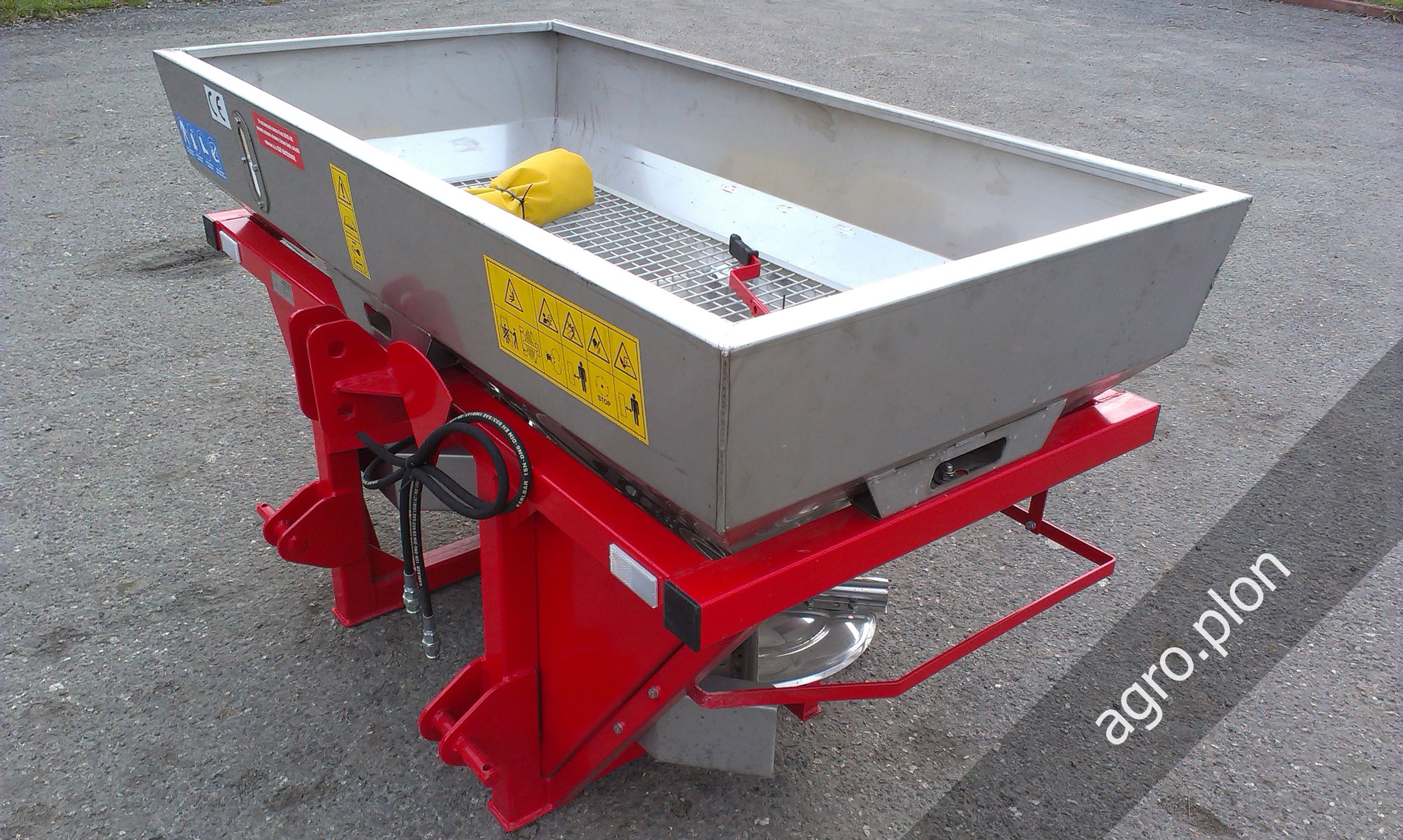 Rozsiewacz nawozów dwutarczowy OCYNK Grass-rol Hydraulika Plandeka — zdjęcie 2