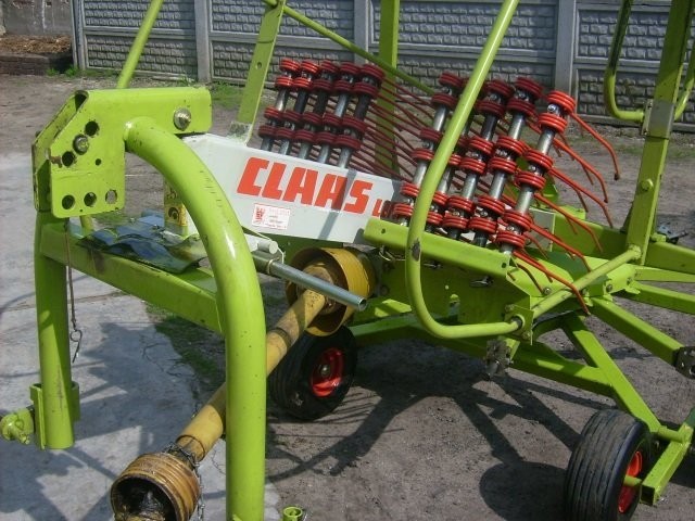 Zgrabiarka Claas LINER 330S — zdjęcie 2